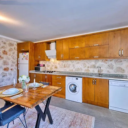 İslamlar 1 Bedroom Secluded With Private Pool Hot Tub Kalkan