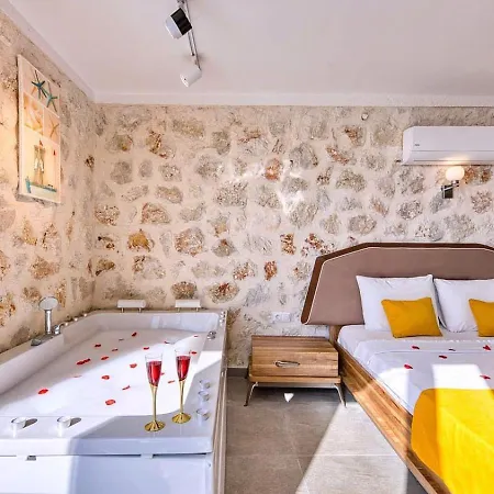 İslamlar 1 Bedroom Secluded With Private Pool Hot Tub Villa